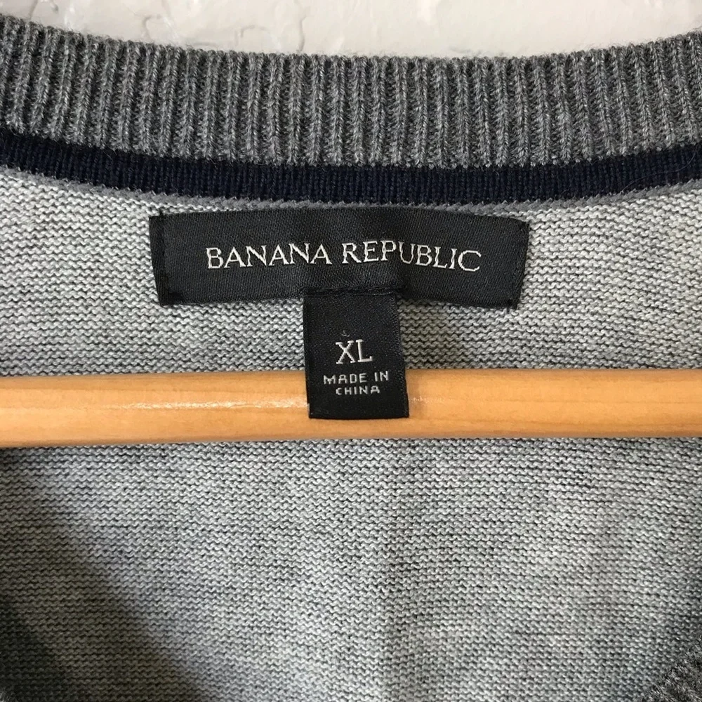 Banana Republic Cotton Silk V Neck Sweater Vest